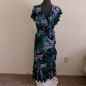EUC Sofia Green Floral Wrap Dress, size 1X